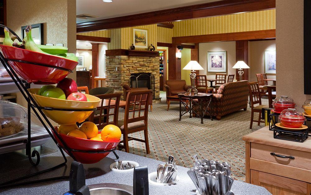 Staybridge Suites Madison - East By Ihg Restaurant photo