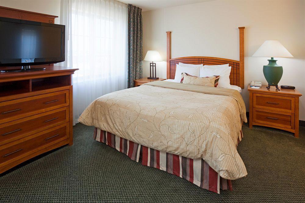 Staybridge Suites Madison - East By Ihg Exterior photo