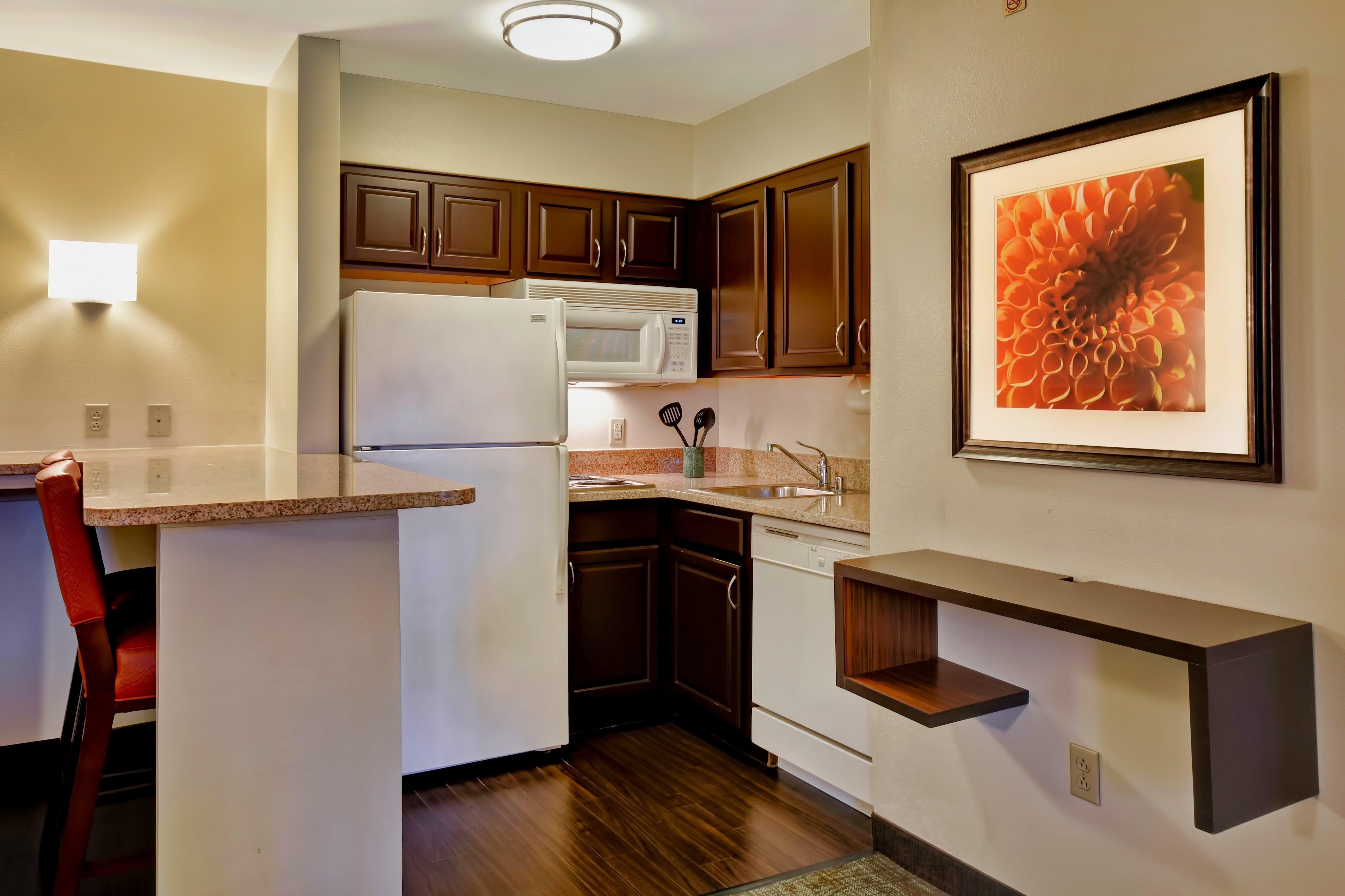 Staybridge Suites Madison - East By Ihg Exterior photo