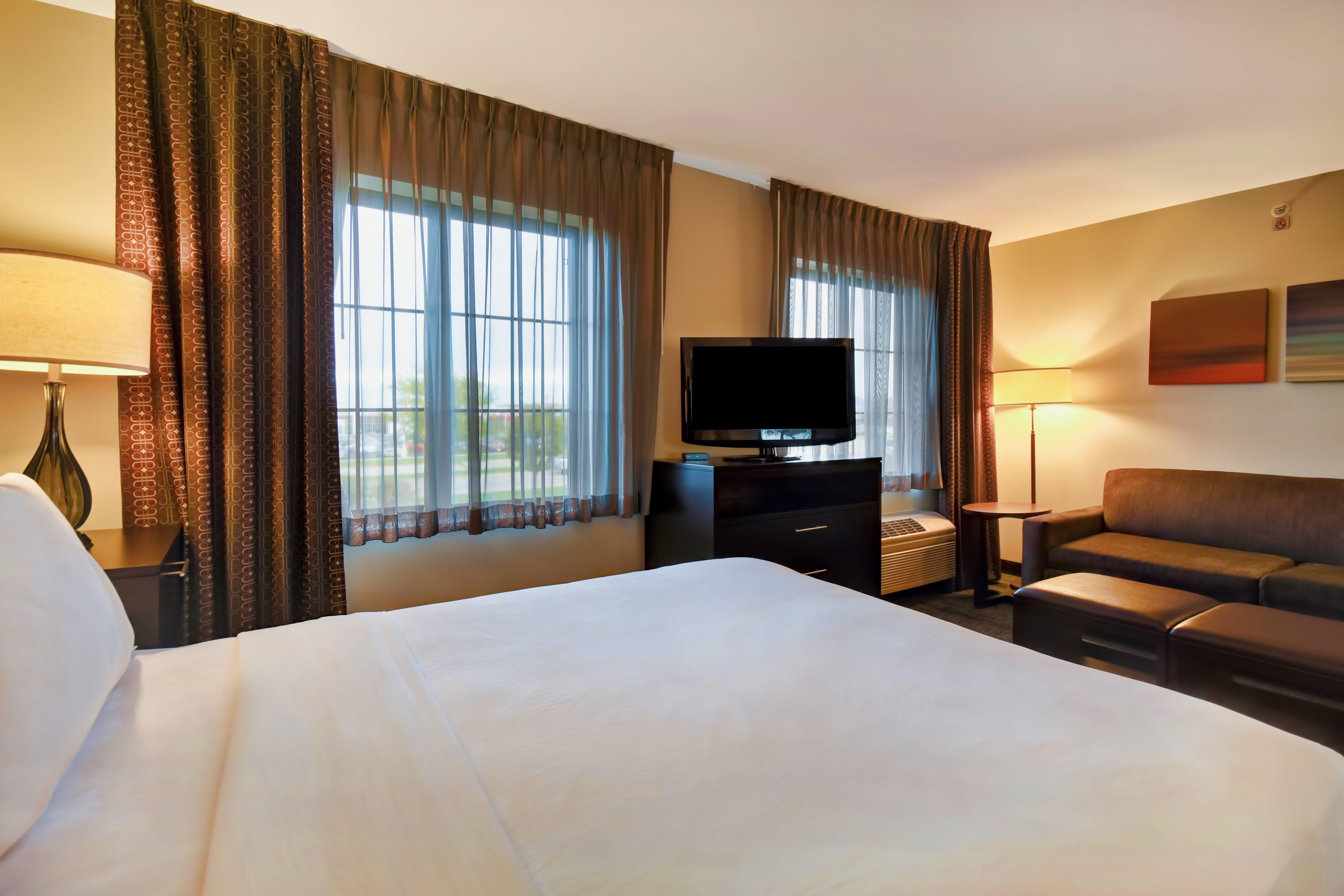 Staybridge Suites Madison - East By Ihg Exterior photo