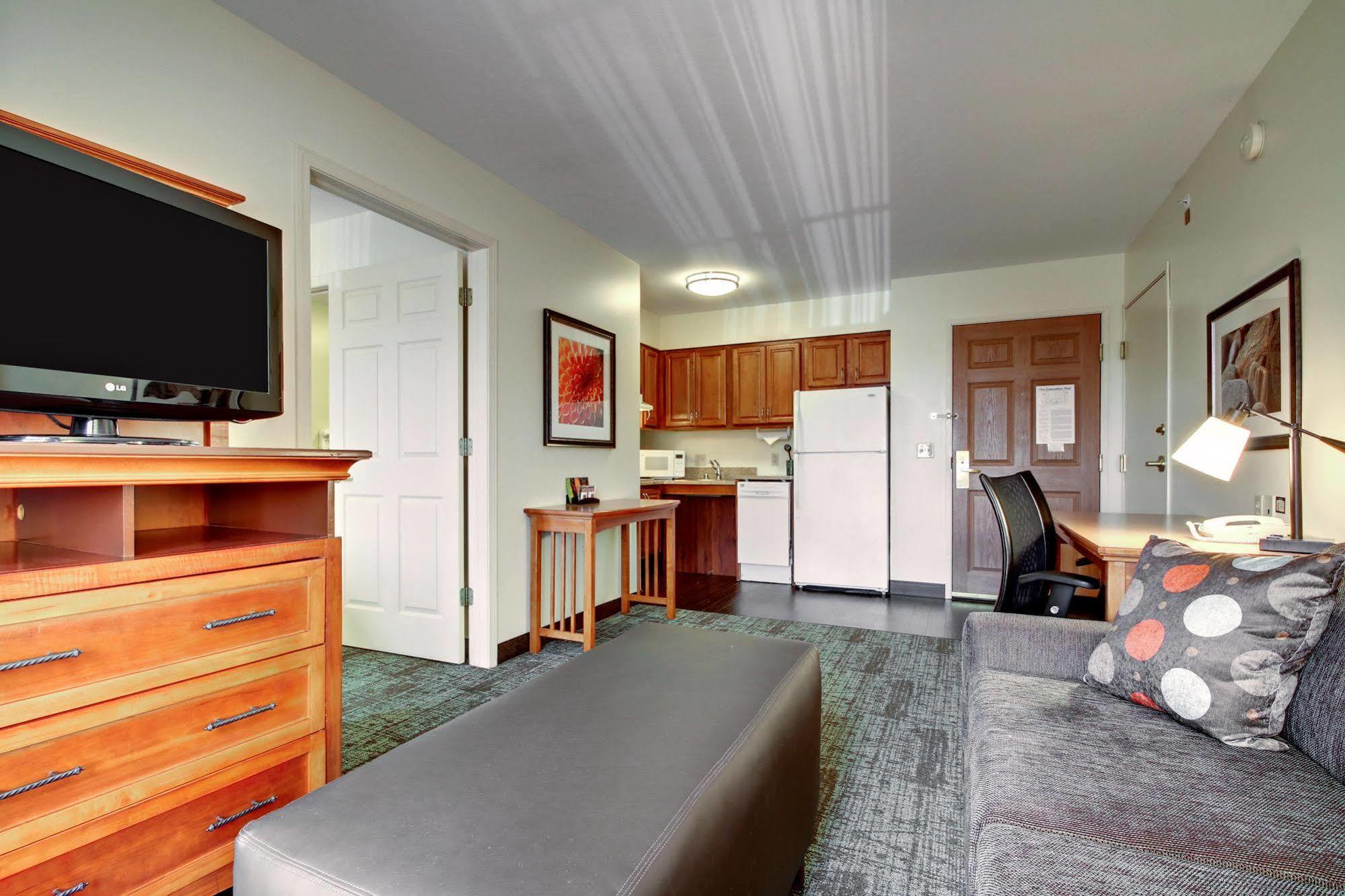 Staybridge Suites Madison - East By Ihg Exterior photo